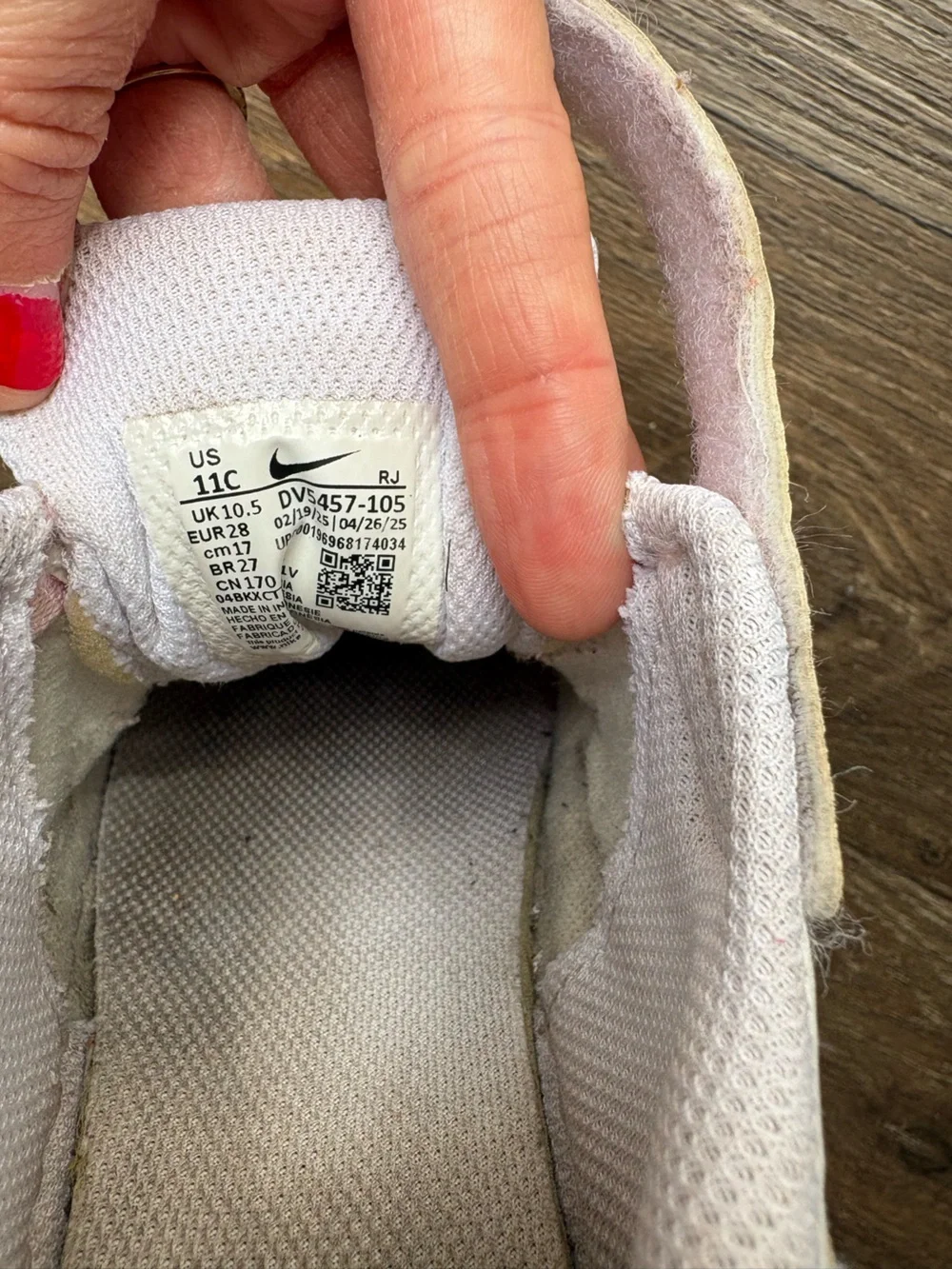 Nike Kids White and Light Pink Velcro Strap Sneakers